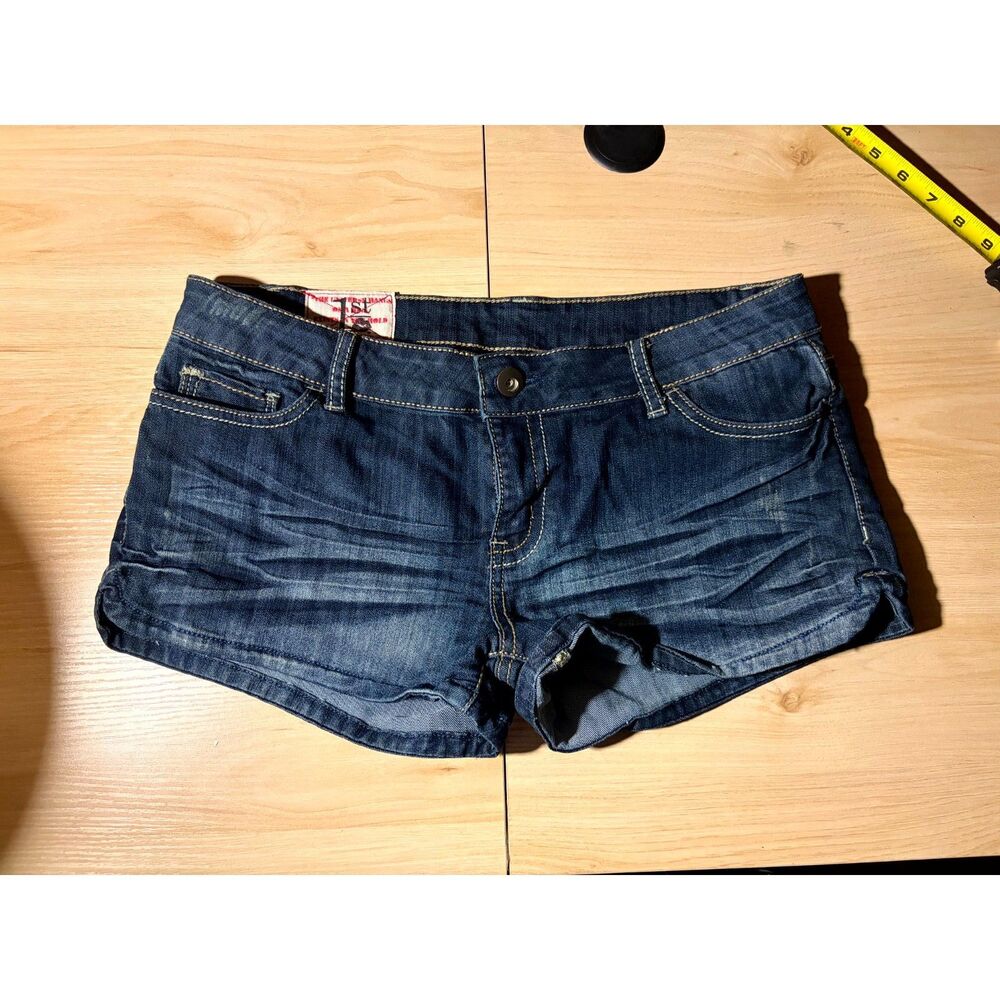 1st kiss jean shorts
